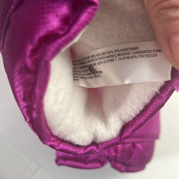 Large women’s retro thinsulate puffer mittens - Picture 4 of 5